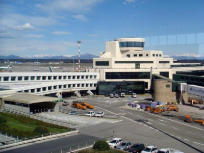 CANALES DE DRENAJE ULMA EN EL AEROPUERTO MALPENSA
