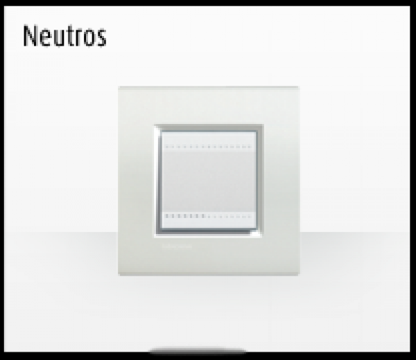 LIVINGLIGHT Material y acabados