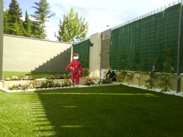 CESPED ARTIFICIAL