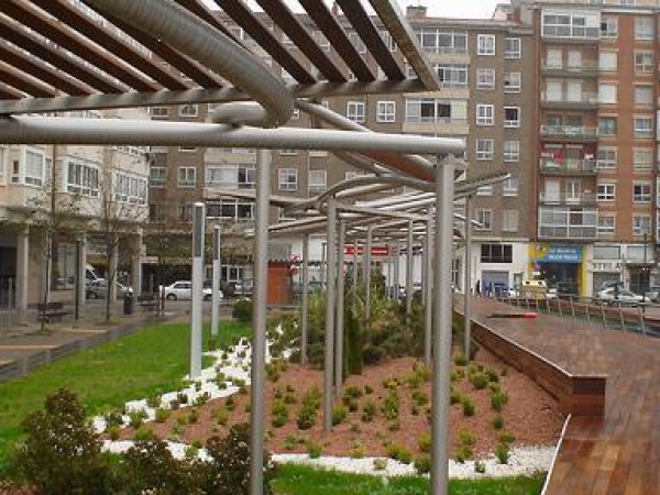 PARQUES Y JARDINES