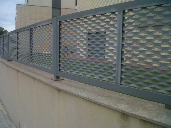 Verja residencial y seguridad