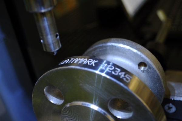 Marcadora de piezas por micropercusión de sobremesa MP-120 Advanced