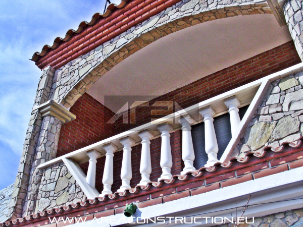 CONSTRUCCIÓN CASA RÚSTICA DE PIEDRA, BARCELONA
