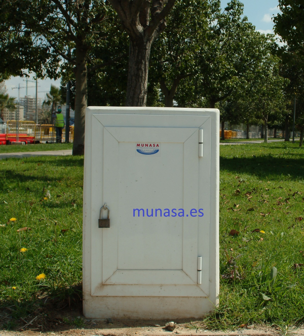 Armario batería contadores columna