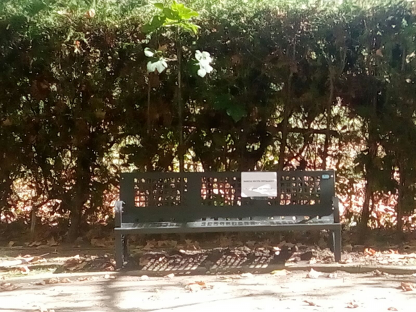 Banco urbano metalico
