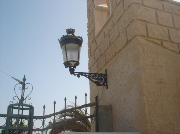Brazo pared-columna Villa